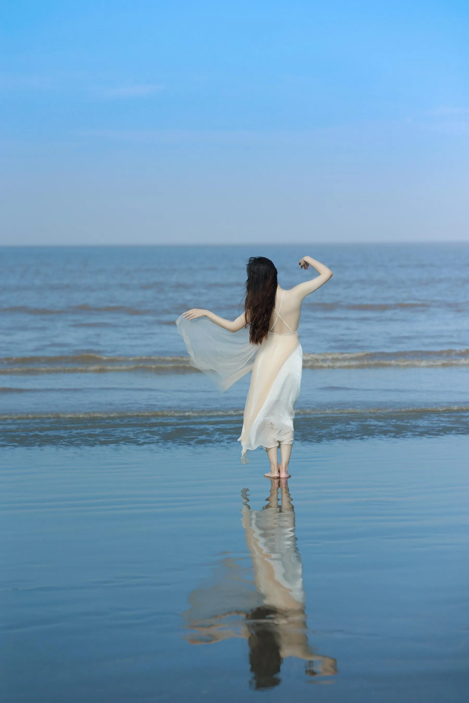 [艺图语] 2022.06.23 听海 贰加六 [36P]插图4